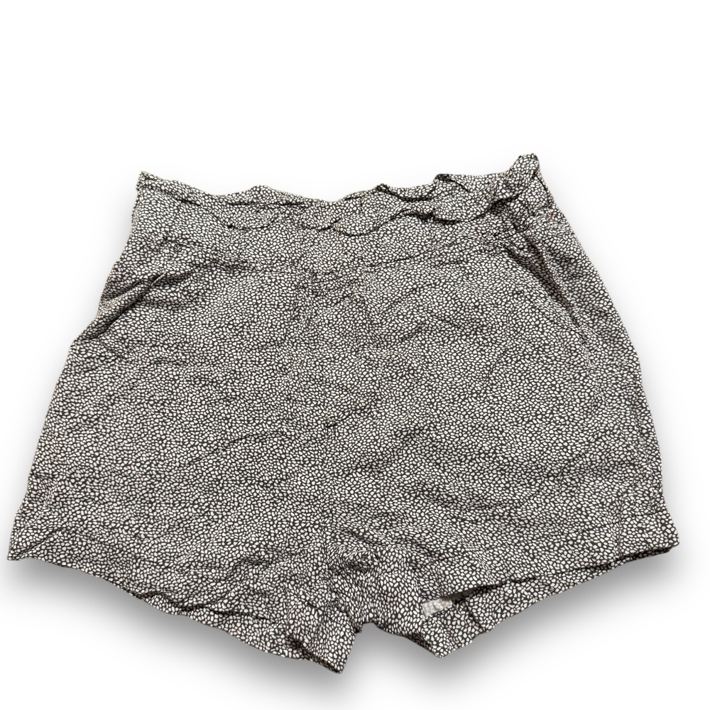 Thread and Supply Women's‎ Shorts Size: Medium